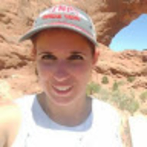 Meet your Posher, April - Picture 1 of 1